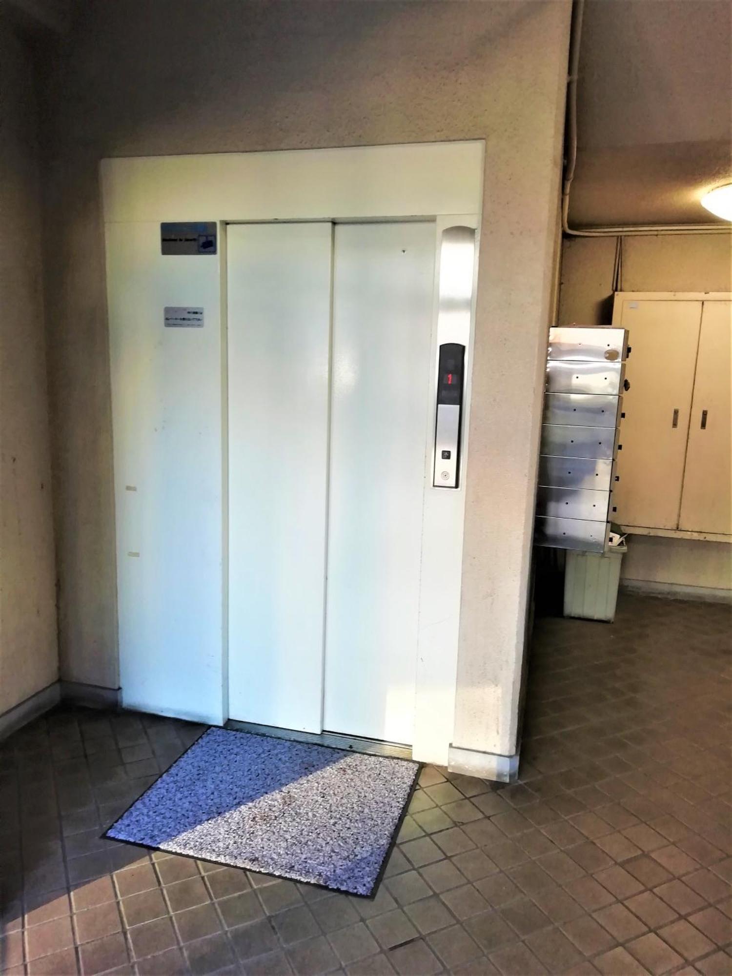 Near Tram Apartment Okayama Exterior photo